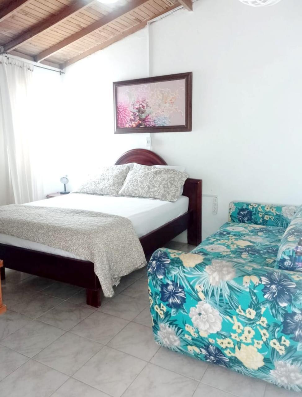 Hostal Corales Tolú Eksteriør bilde